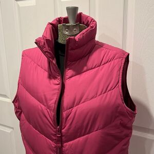 Lands' End Fuchsia Down Vest – Size M 💖🧥